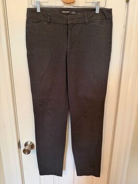 Old Navy Pixie Pants in Dark Gray